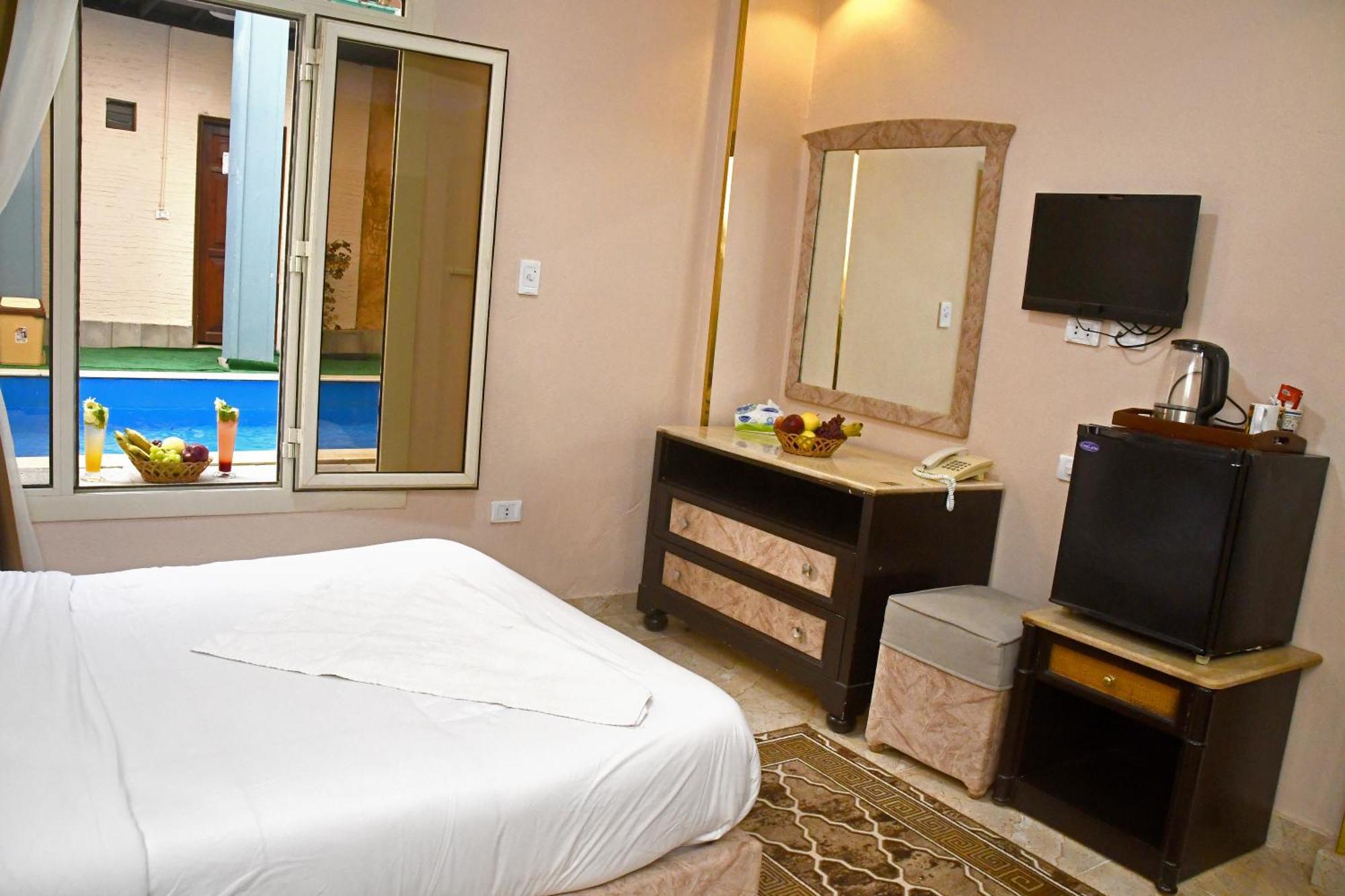 Nun Pyramids Hotel Kafret el-Gabal Zewnętrze zdjęcie