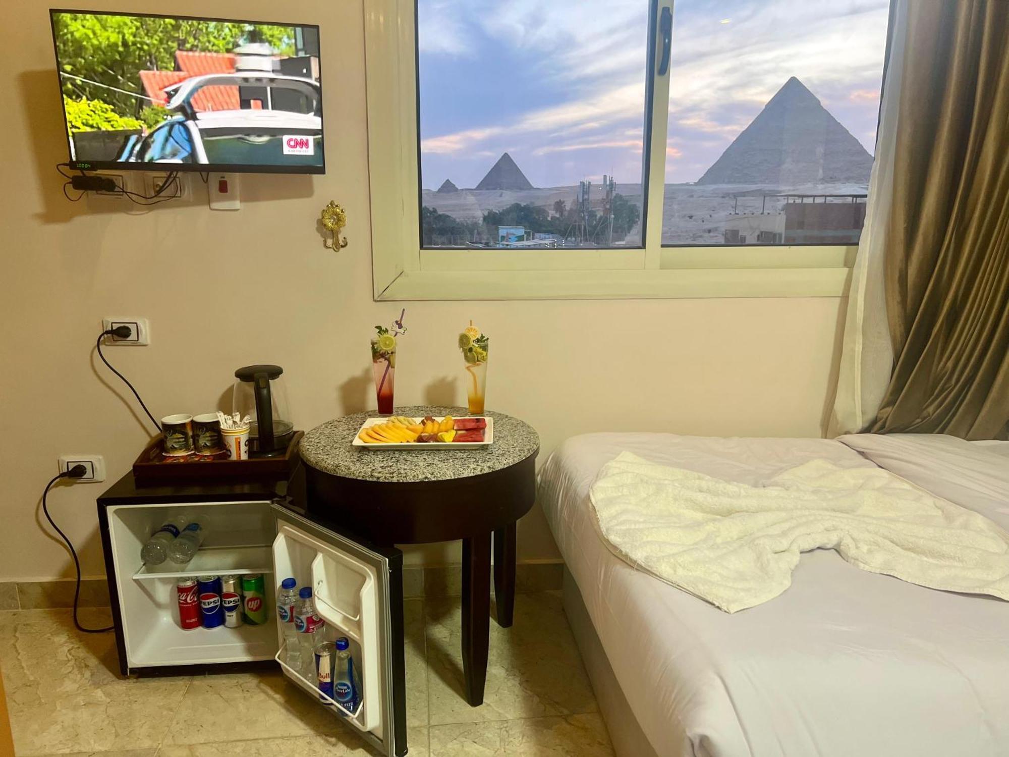 Nun Pyramids Hotel Kafret el-Gabal Zewnętrze zdjęcie