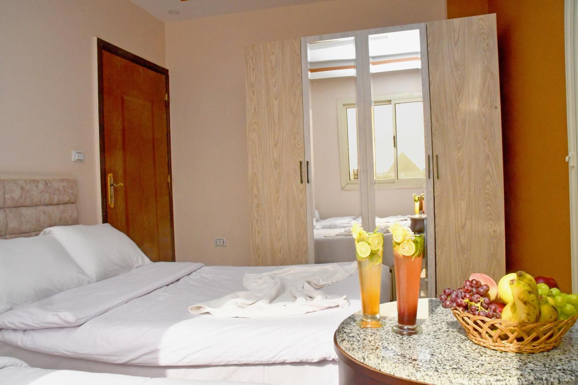 Nun Pyramids Hotel Kafret el-Gabal Zewnętrze zdjęcie
