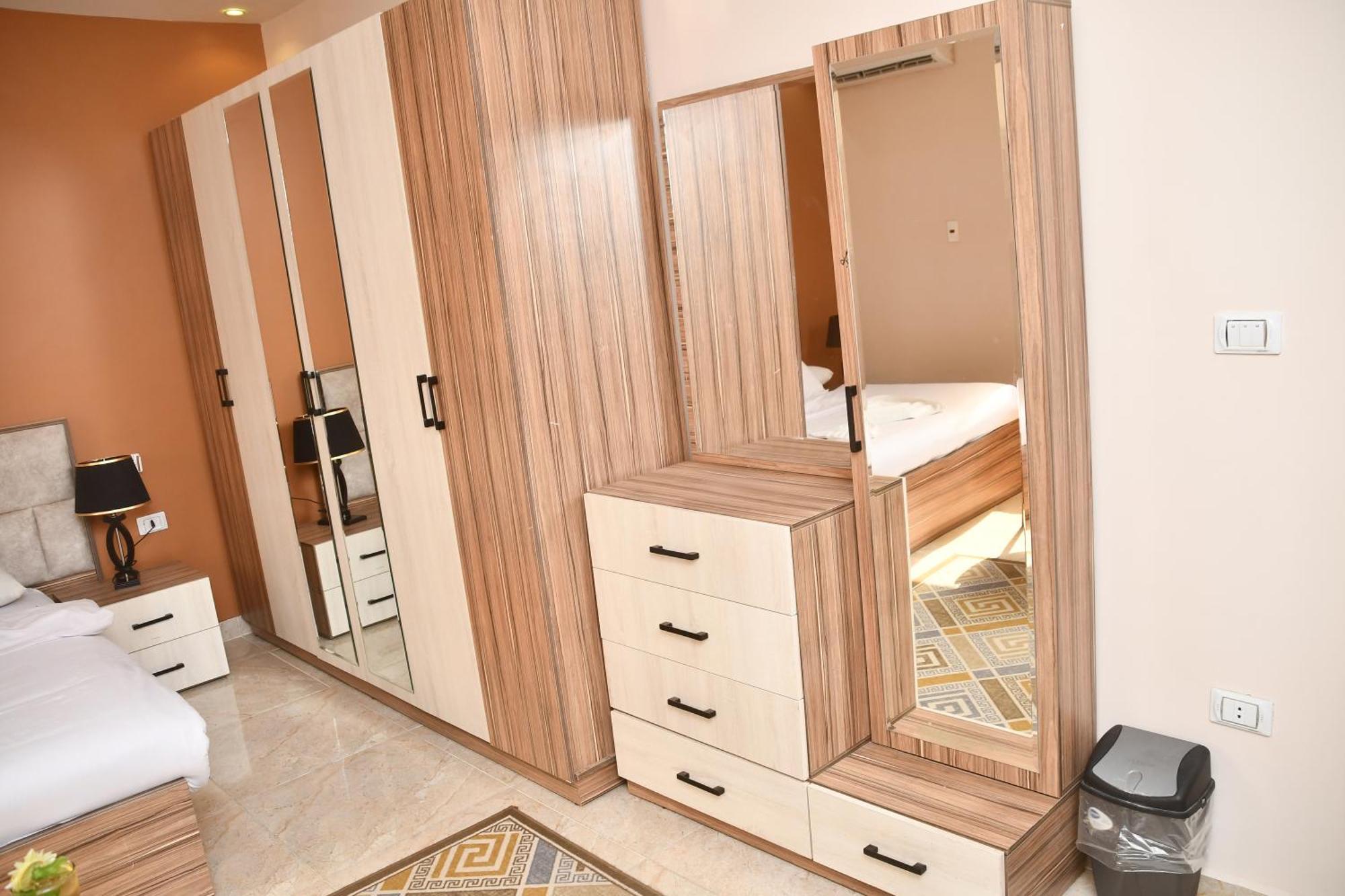 Nun Pyramids Hotel Kafret el-Gabal Zewnętrze zdjęcie