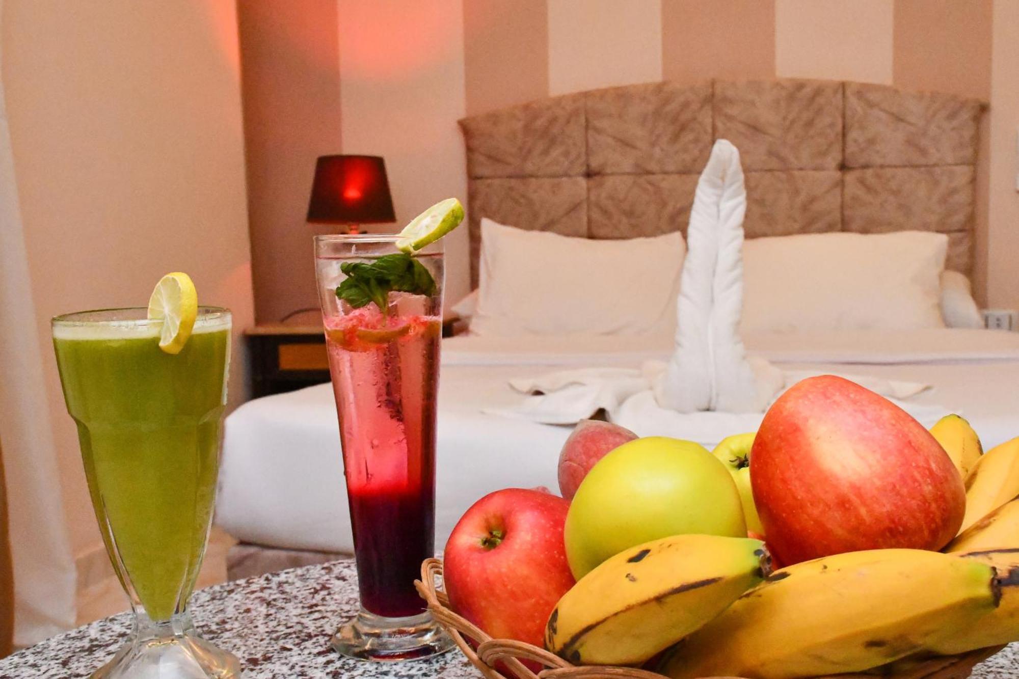 Nun Pyramids Hotel Kafret el-Gabal Zewnętrze zdjęcie