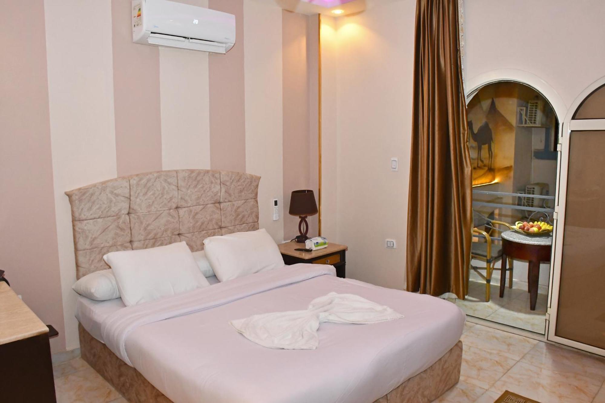 Nun Pyramids Hotel Kafret el-Gabal Zewnętrze zdjęcie